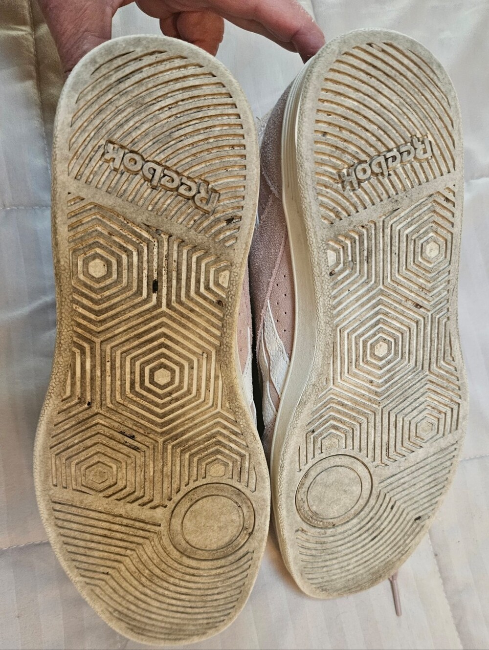 Pink Reeboks - Picture 8 of 8